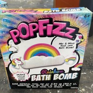 Pop fizz Rainbow Bath Bomb